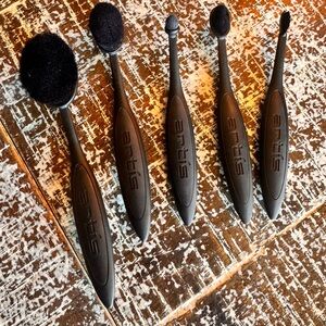 ARTIS BRUSH SET